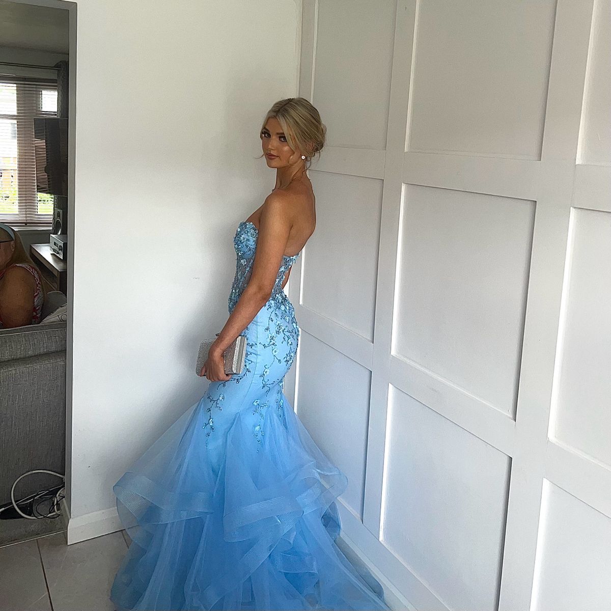 Blumenmuster Meerjungfrauen-Abendkleid in Himmelblau, trägerlos, langes Abendkleid AB1567