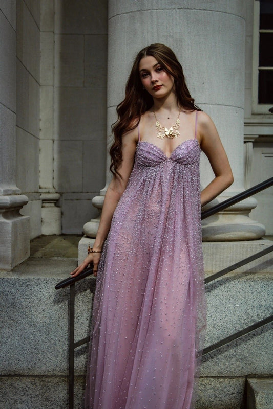 Elegantes, langes Sommerkleid mit A-Linien-Linie, Spaghettiträgern, lila Pailletten, geeignet für Strand, Abendveranstaltungen und Hochzeiten im Frühling (Modell N1397)