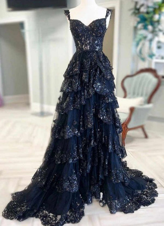 Robe de bal bustier à épaules dénudées et à volants avec laçage AB1835