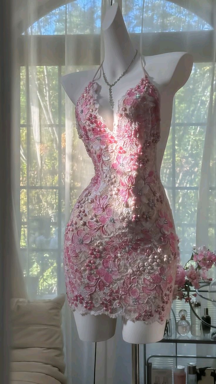 Fancy Sheath Halter Pink Lace With Beading Mini Senior Inspo Short Homecoming Dresses RB3002