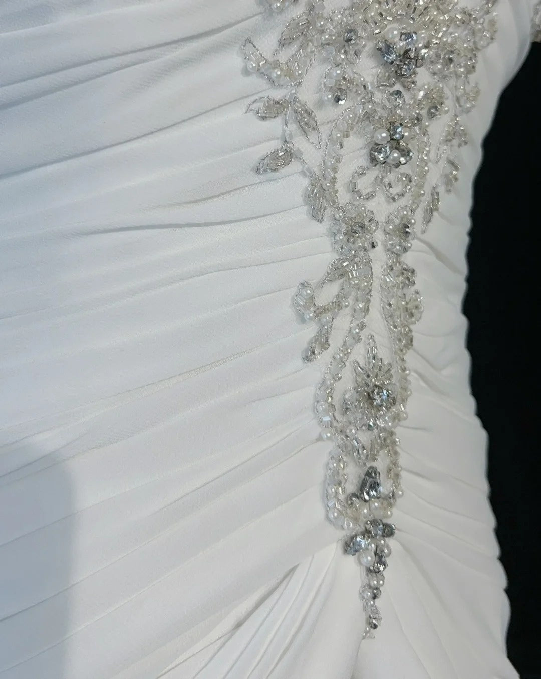 Zeitlose Brautkleider Meerjungfrau Spaghettiträger Weiß Chiffon Mit Schal Langes Brautkleid N3063