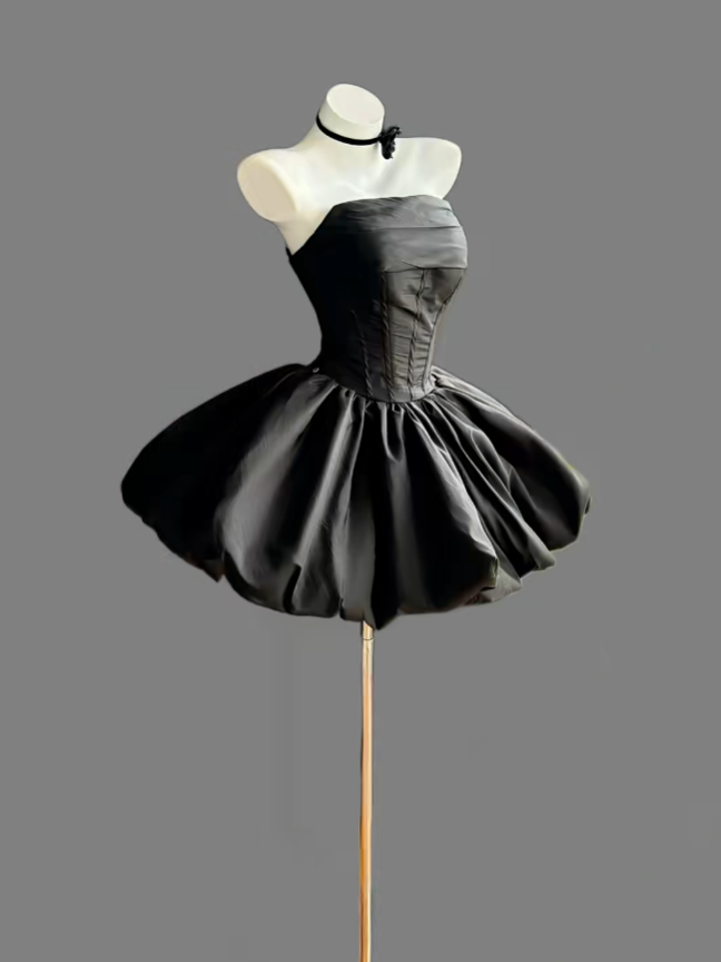 Pretty Ball Gown Strapless Little Black Dress Mini Short Party Homecoming Dress Senior High School Ideas Inspo Short Birthday Outfits RB7340