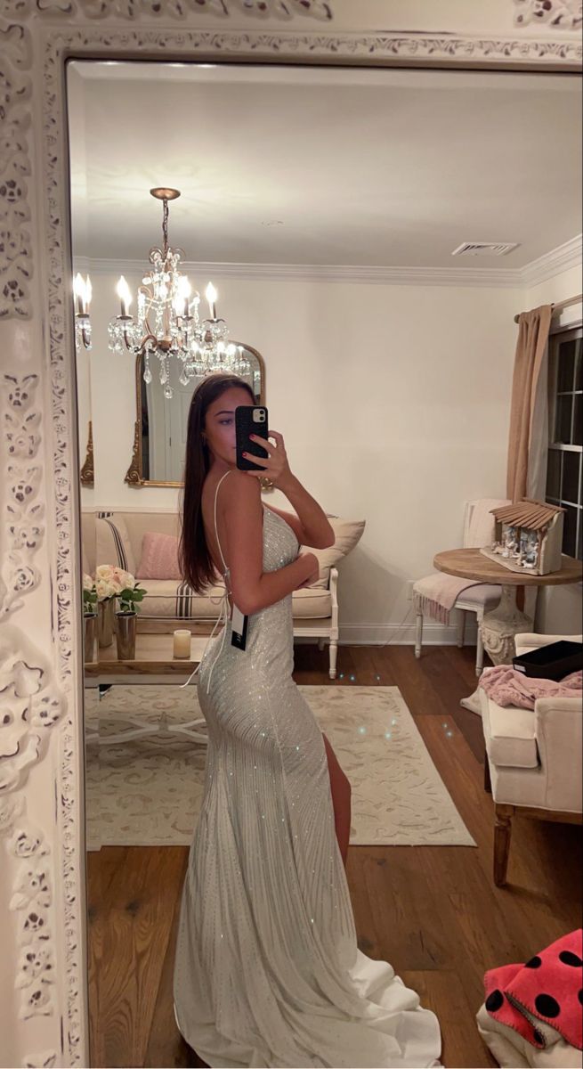 Elegant Formal Prom Dress Long Backless Mermaid Spaghetti Straps Evening Gown for Special Occasions RC0213
