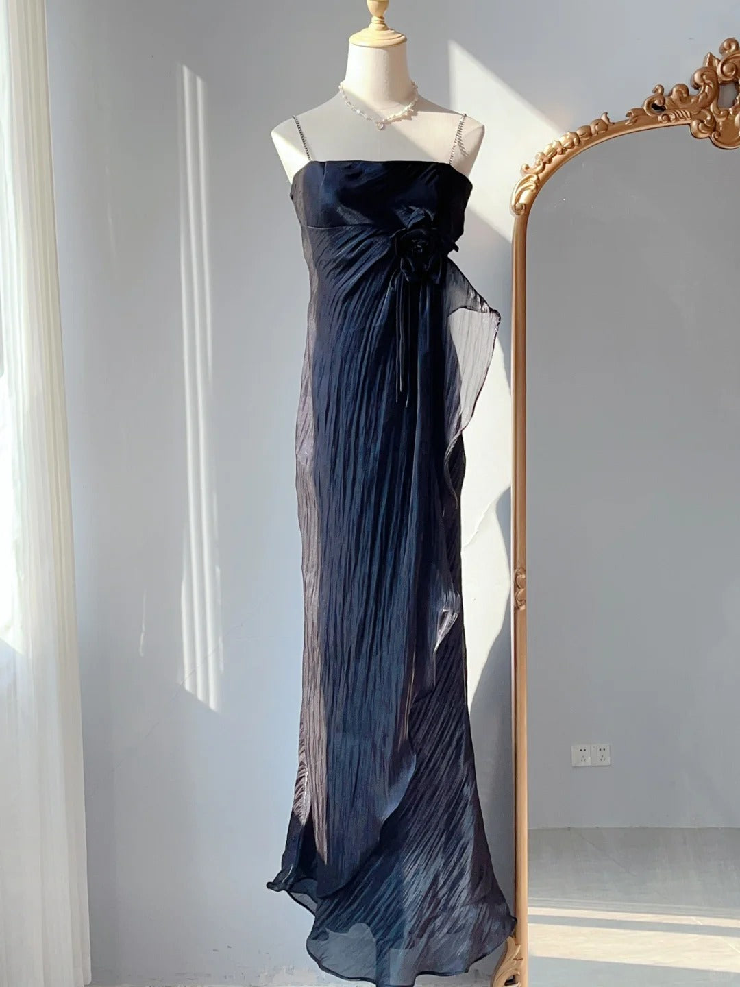 Robe Fourreau Vintage Années 70 à Bretelles Fines Robe de Soirée Noire Longue Robes de Bal Tenues de Cérémonie RB3931