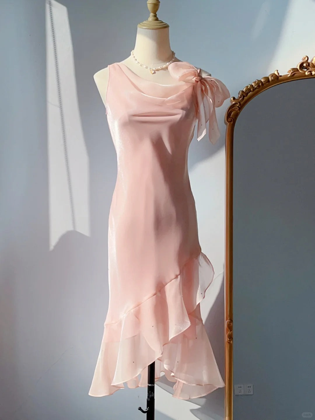 Robes de bal sirène rétro col bénitier rose poudré longueur thé, tenues de soirée RB3916