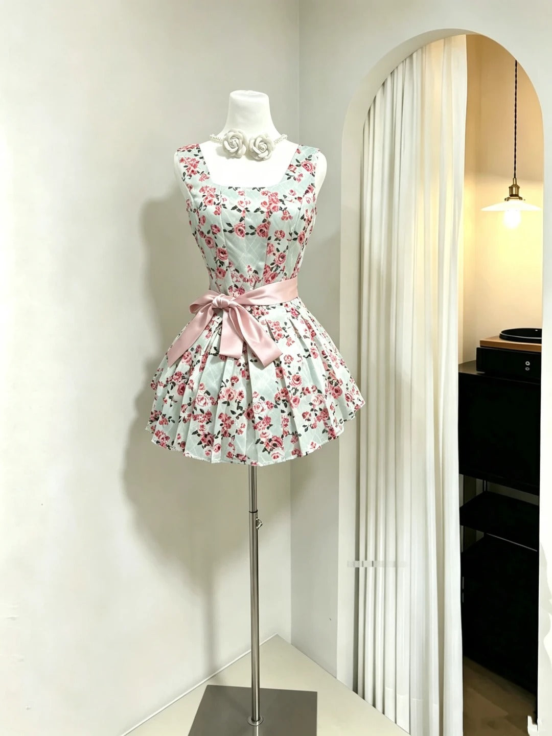 Robe de bal princesse courte verte fleurie pour adolescentes, inspiration tenues 18e anniversaire, robes de bal de promo RB3972