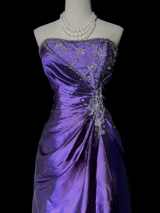 Vintage-Abschlussballkleider Ballkleid Trägerlos Lila mit goldener Spitzenapplikation 80er Jahre Lange Formelle Abendgarderobe N3886