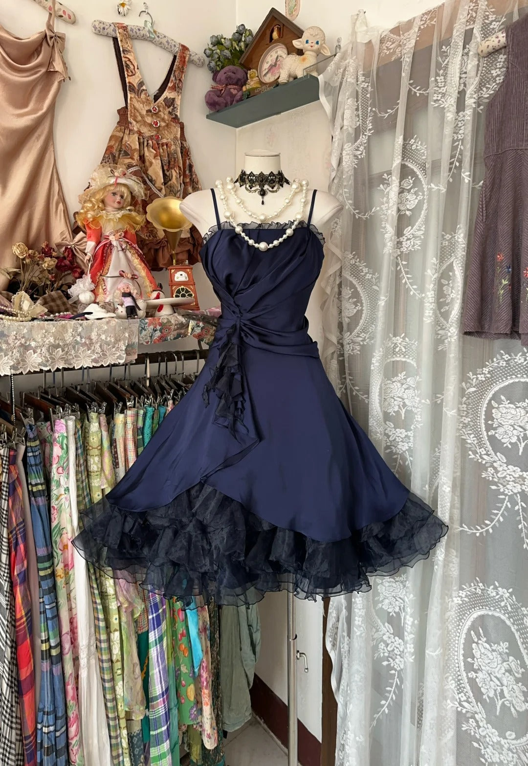 Einfaches Ballkleid mit Spaghettiträgern in Marineblau aus Tüll für Abschlussfeier, Geburtstag, Heimkehrkleider N3746