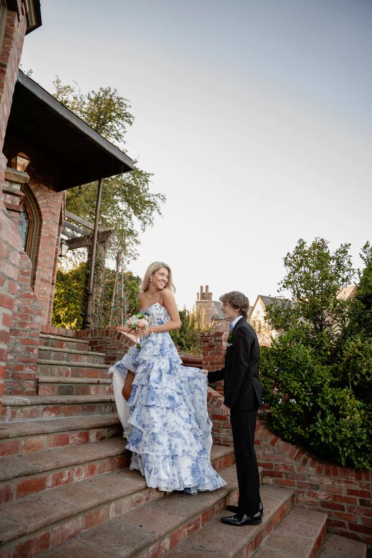 Modest Ball Gown Sweetheart Light Sky Blue Chiffon Floral Slit Prom Dresses Long Party Dress Evening Dresses AC026