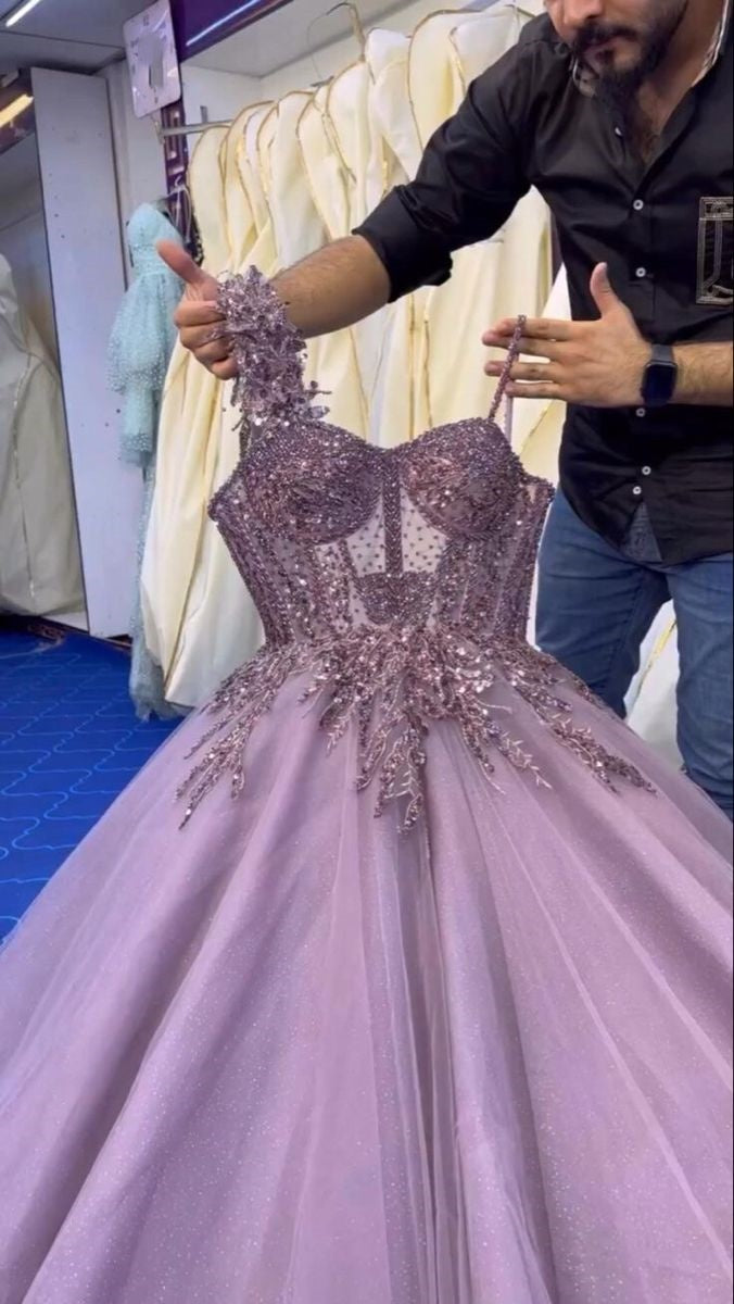 Robe de bal de fin d'année modeste pour lycéennes, inspiration robe de bal lilas avec dentelle, robe longue semi-formelle pour adolescentes AB2123