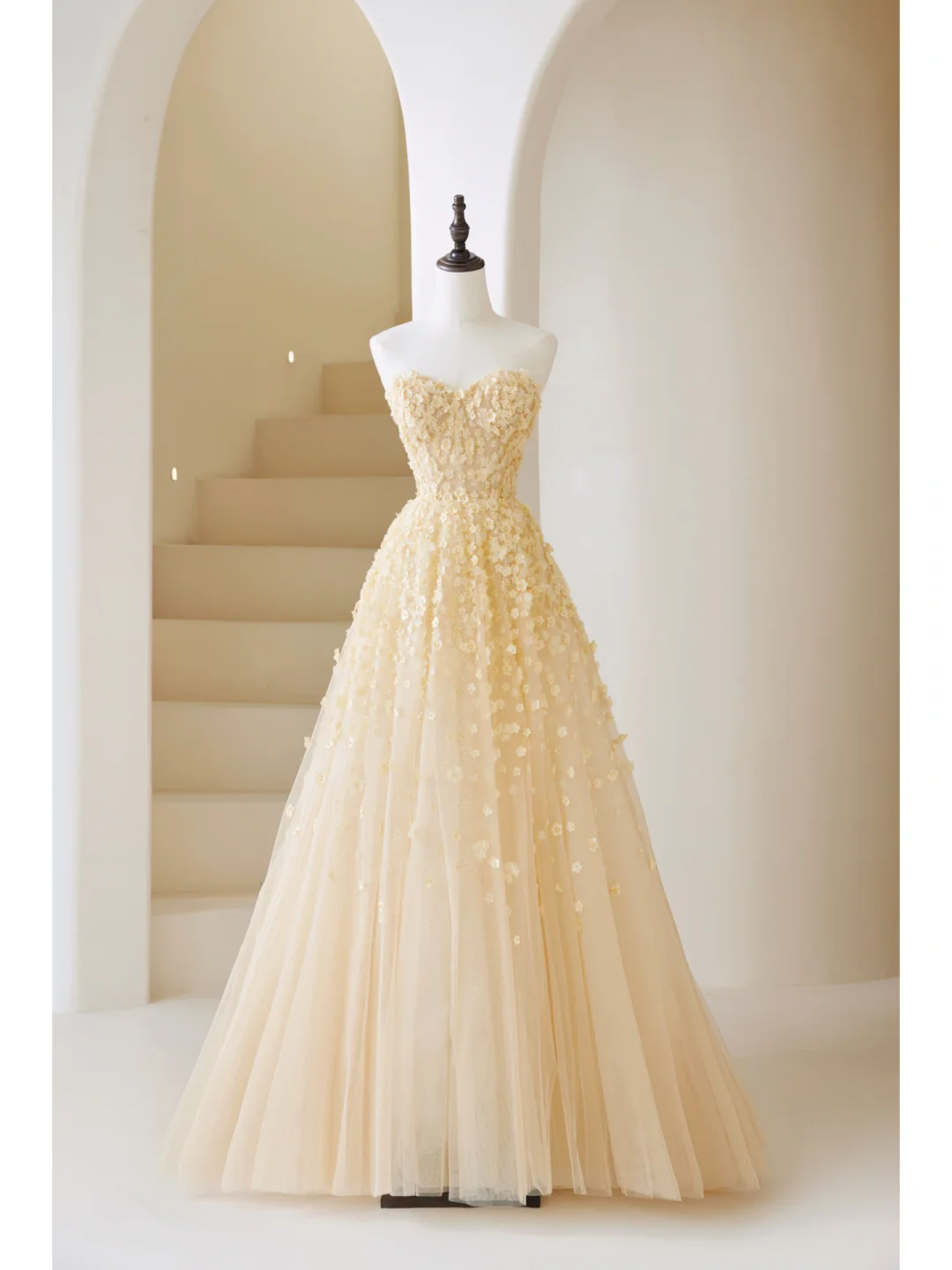 Elegant Ball Gown Sweetheart Yellow Tulle Floral Long Prom Dress Charming Evening Party Dress Fashion Wedding Guest Dress AB1008