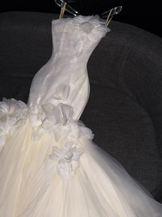 Dreamy Mermaid Strapless Tulle White With Flowers Brides Gown Bridal Dress Style Long Wedding Dresses RB6667