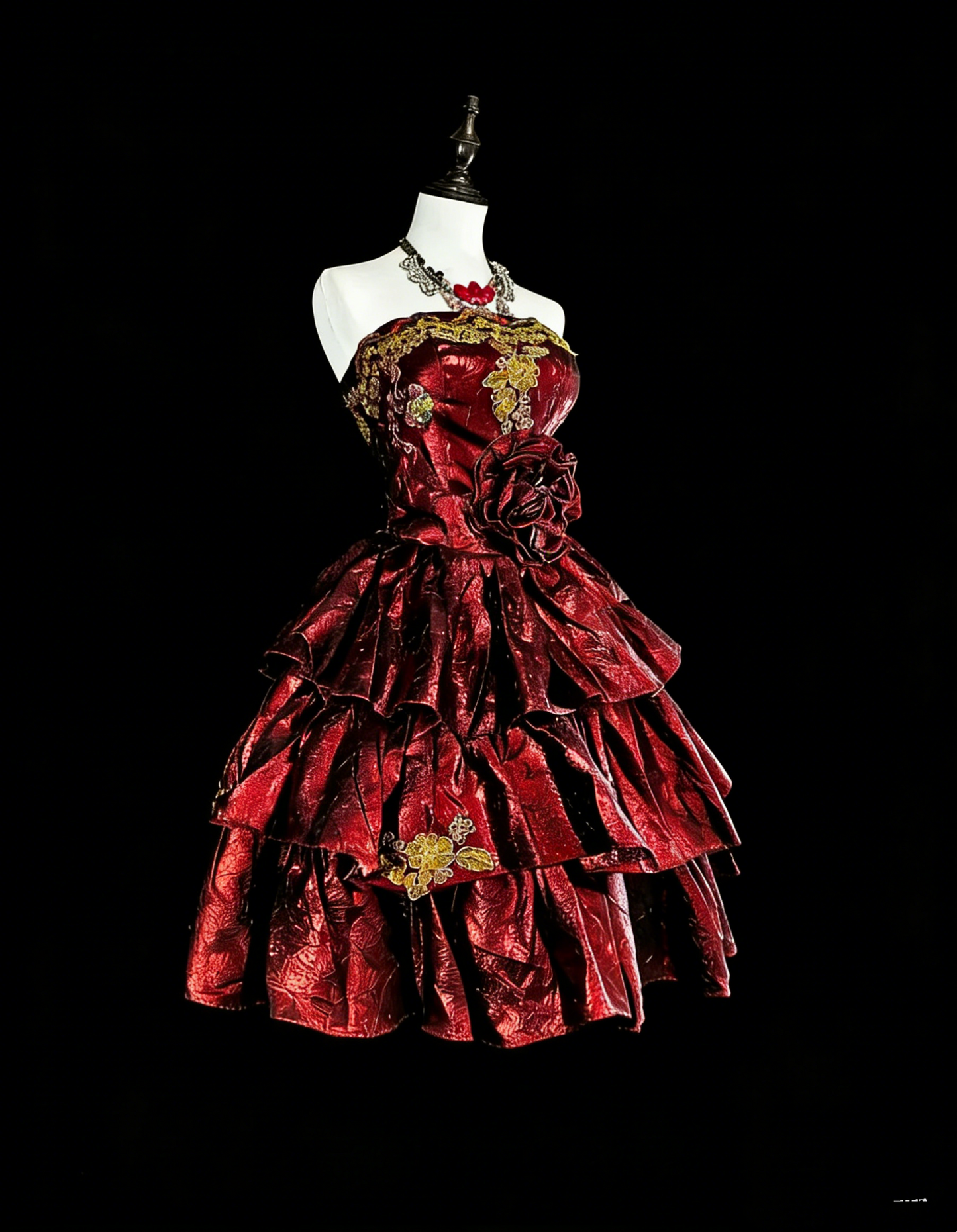 Robe de bal bustier bordeaux unique avec mini robes de retour au lycée avec applications dorées Robes Hoco N3069