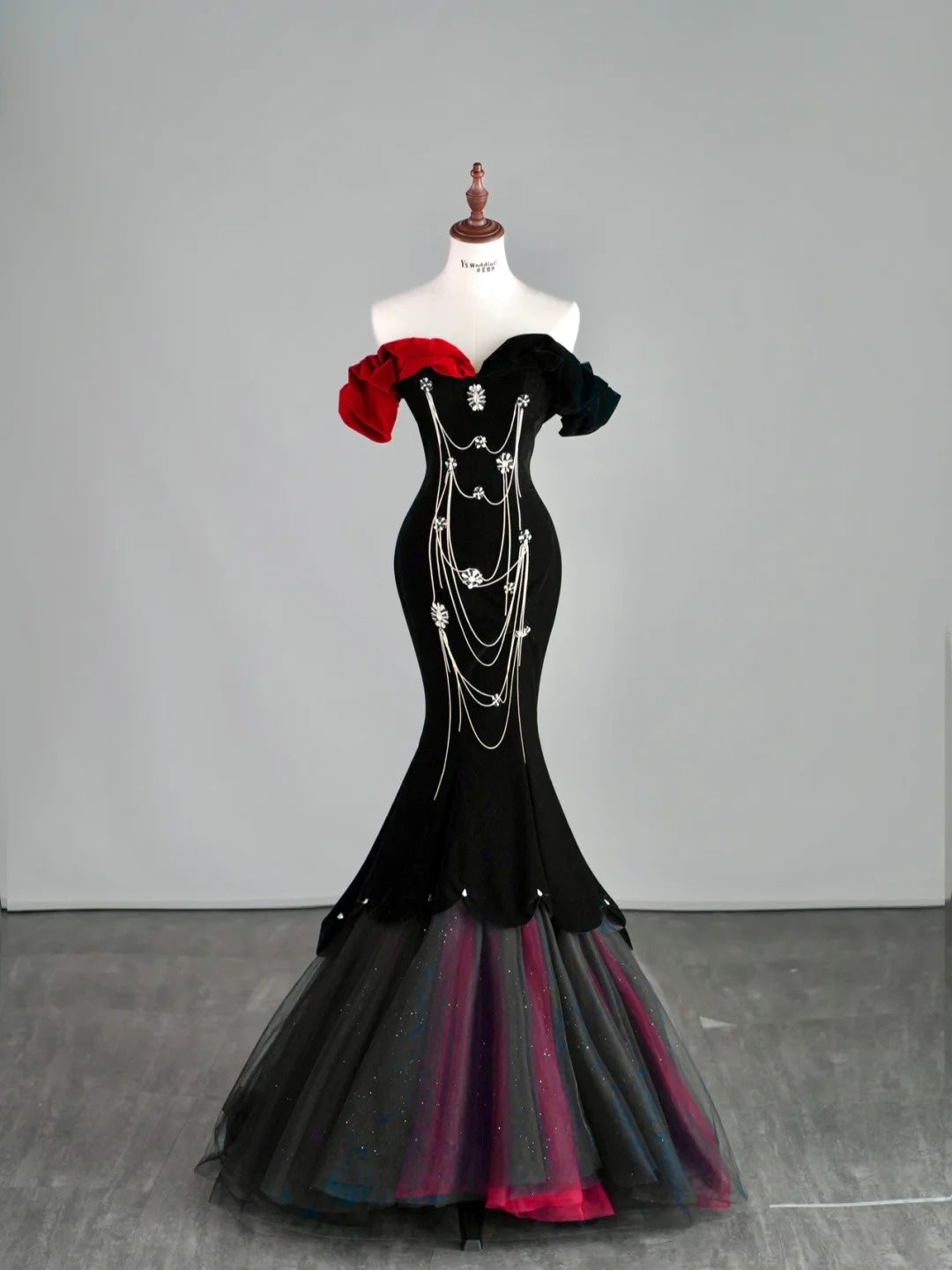 Superbes robes de bal sirène bustier en tulle noir avec manches longue robe de soirée N2487