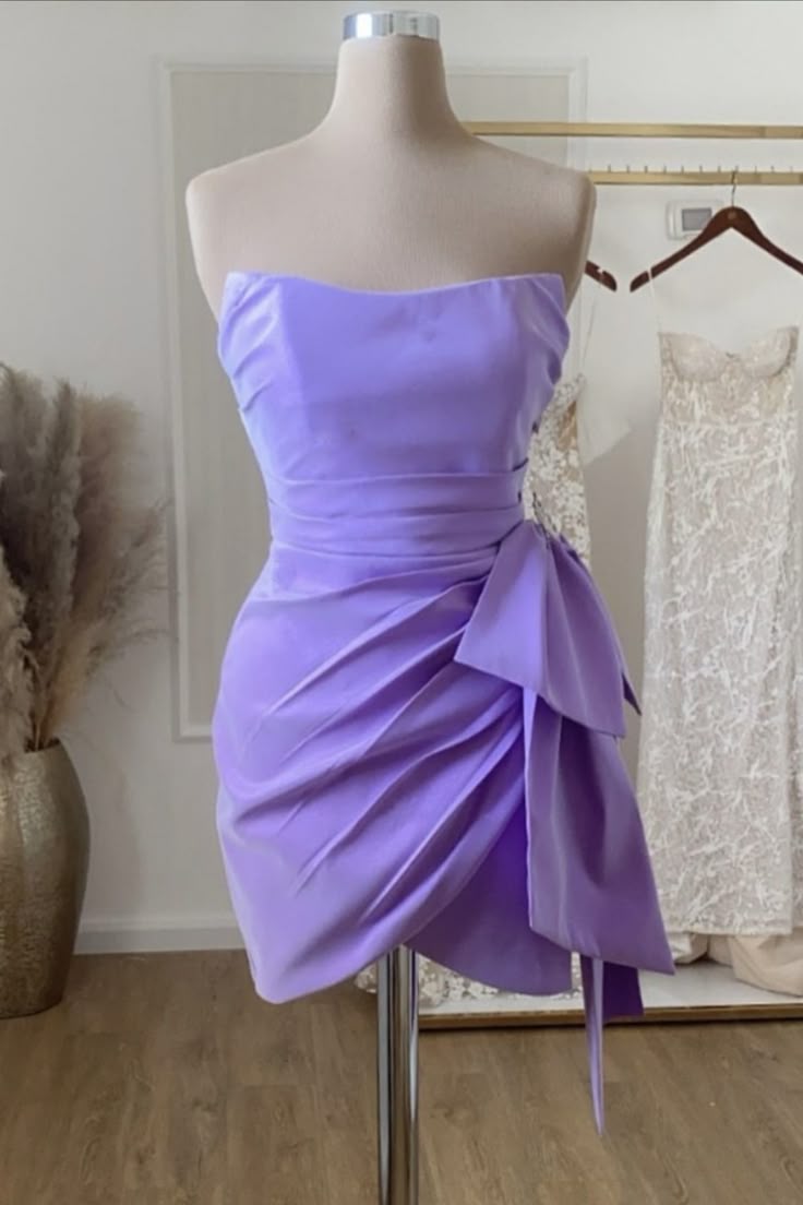 Robe Courte Fourreau Sans Bretelles Satin Lilas Volants Doux Esthétique de Bal de Promo Senior 12ème Année RB4390