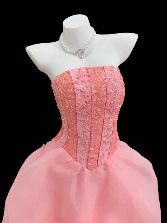 Vintage Abschlussballkleider 90er Jahre Formelle Ballkleider Trägerlos Rosa mit Perlenstickerei Lange Partykleider N4487