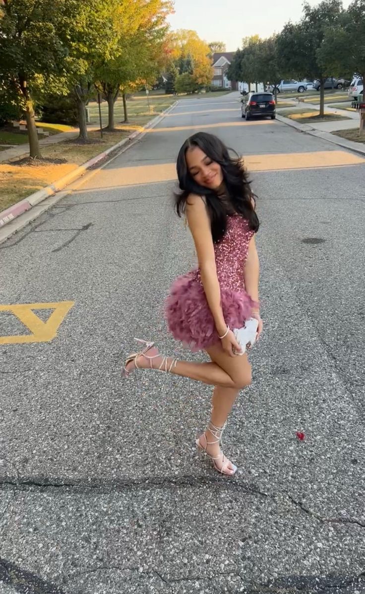 Pretty Sheath Strapless Feathered Sequin Mini Dress Homecoming Dresses University Ideas Inspo Short Hoco Court Gowns RB7239