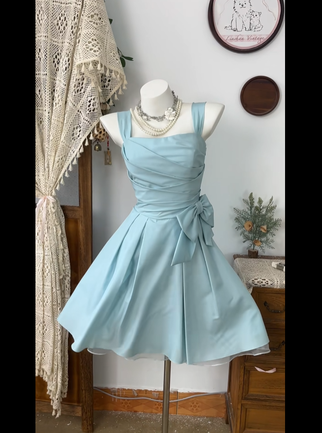 Pretty A line Square Neck Blue Party Homecoming Dresses High School Ideas Inspo 17th Birthday Outfits RB7369