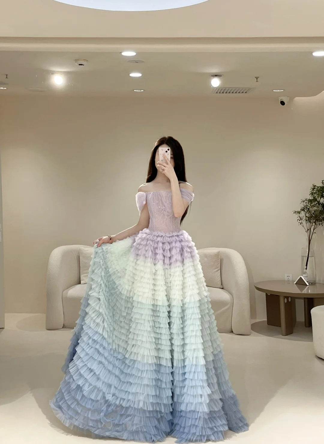 Niedliches, schulterfreies, mehrlagiges Tüll-Abendkleid – ein echter Hingucker zum 19. Geburtstag – Abiballkleid AB900