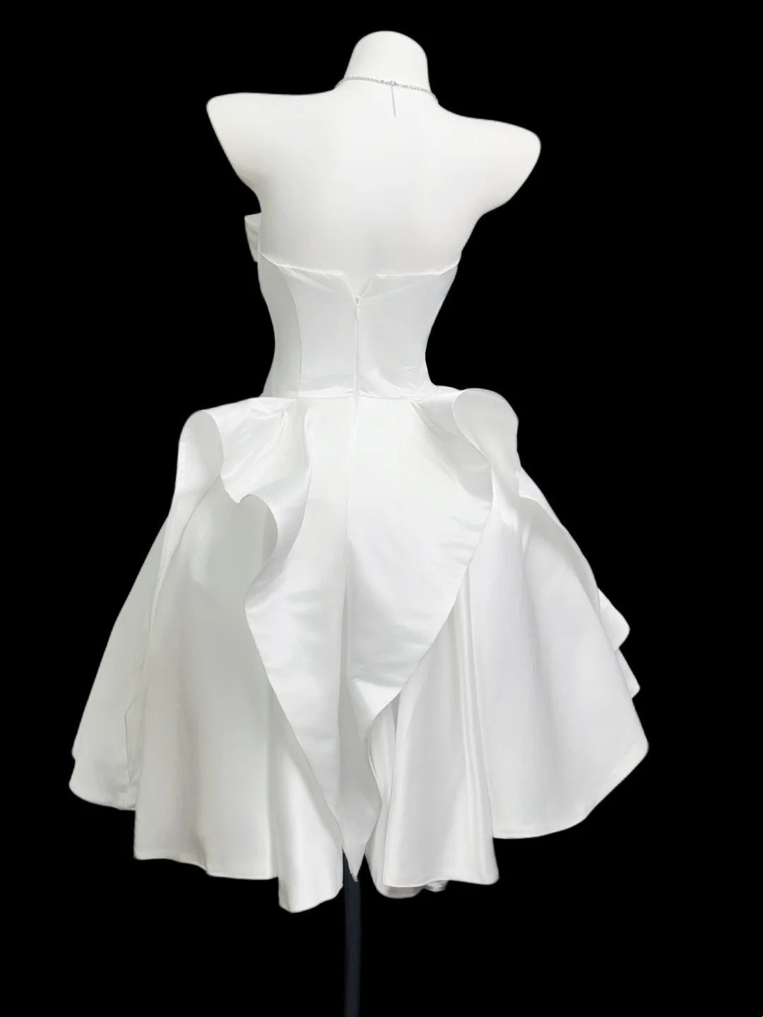 Pretty Ball Gown Strapless White Satin University Ideas Homecoming Dresses Inspo Short Hoco Court Gowns RB7217