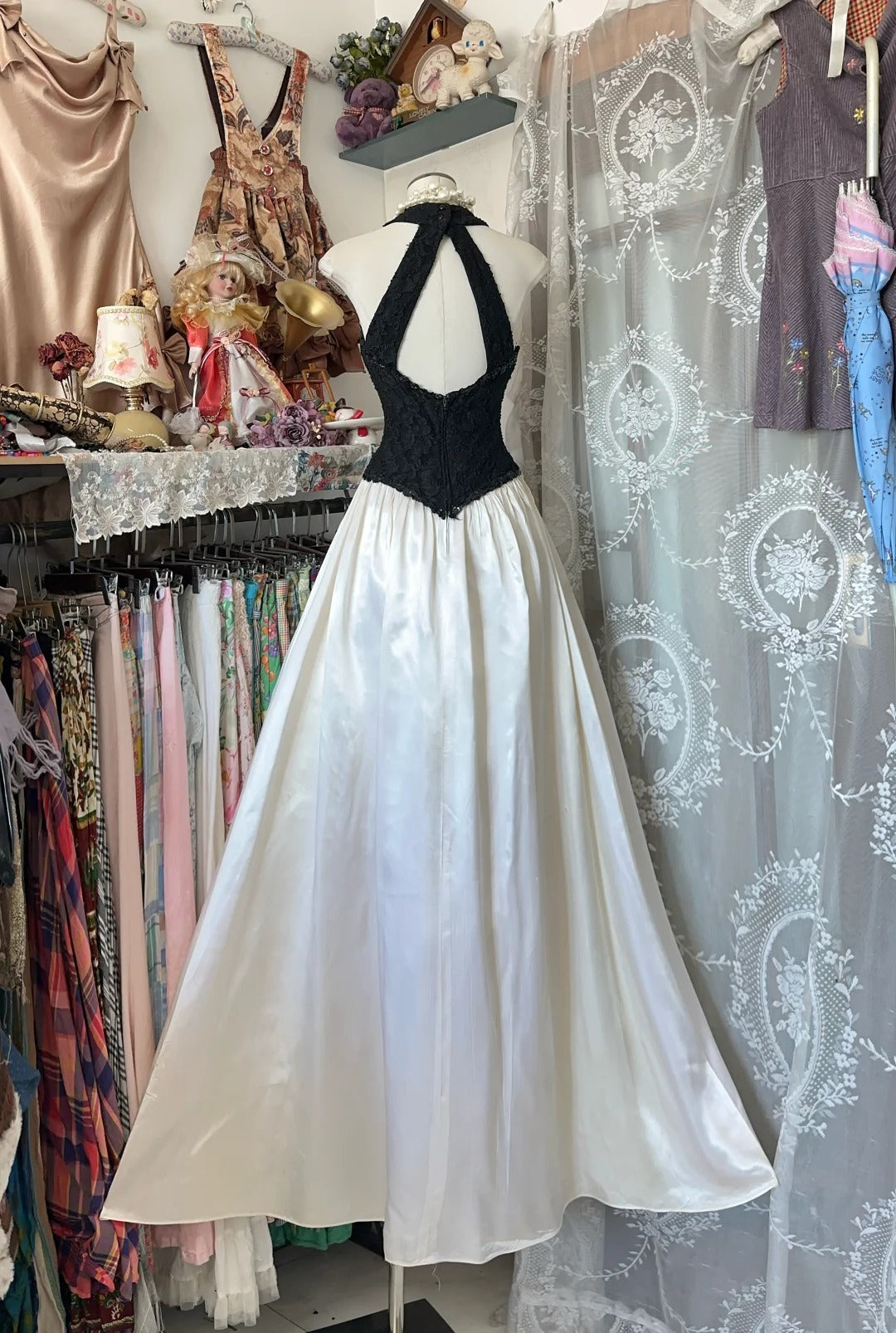 Robes de bal élégantes sans manches en dentelle noire, hauts longs de soirée formels N3730