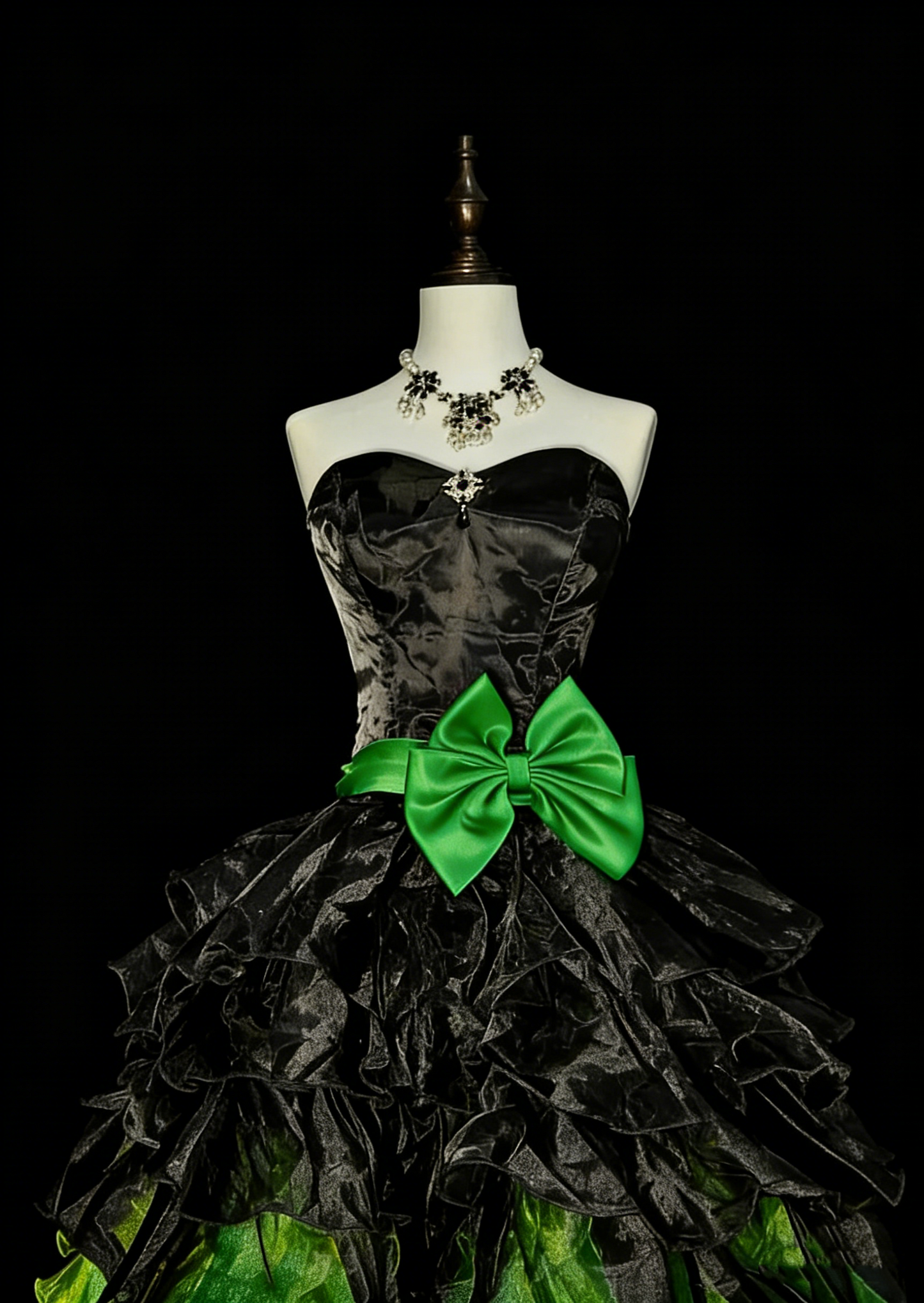 Robe de bal unique bustier cœur en tulle noir et vert, inspiration années 2000, robes de bal courtes, inspiration robe de soirée N1365