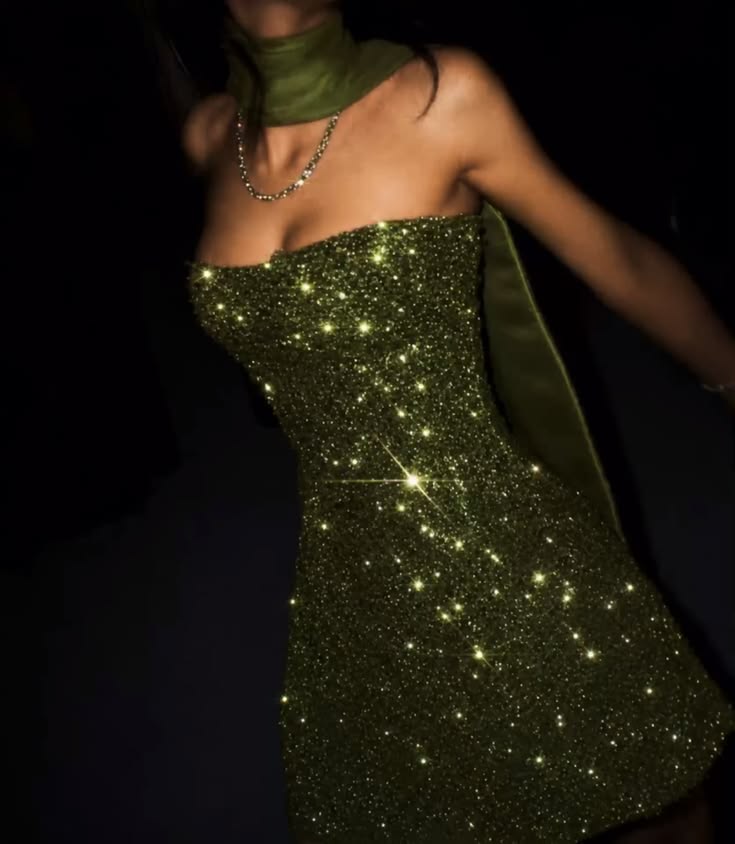 Sparkly A line Strapless Green Sequin Short Party Dresses Homecoming Cocktail Gowns RB8973