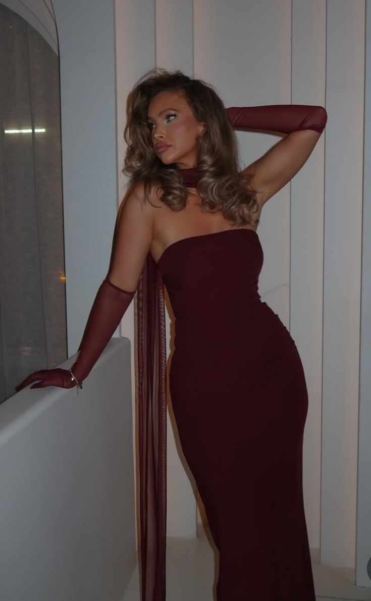 Robe de bal sirène bustier bordeaux en satin avec foulard, robe longue pour anniversaire ou soirée N430