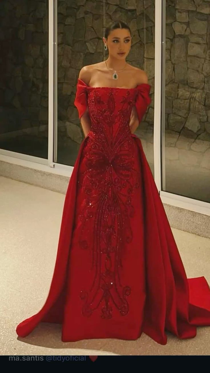Glänzendes, schulterfreies rotes Satinkleid mit Pailletten in A-Linie für Damen, langes, formelles Ballkleid, Kleid zum 22. Geburtstag AB1323