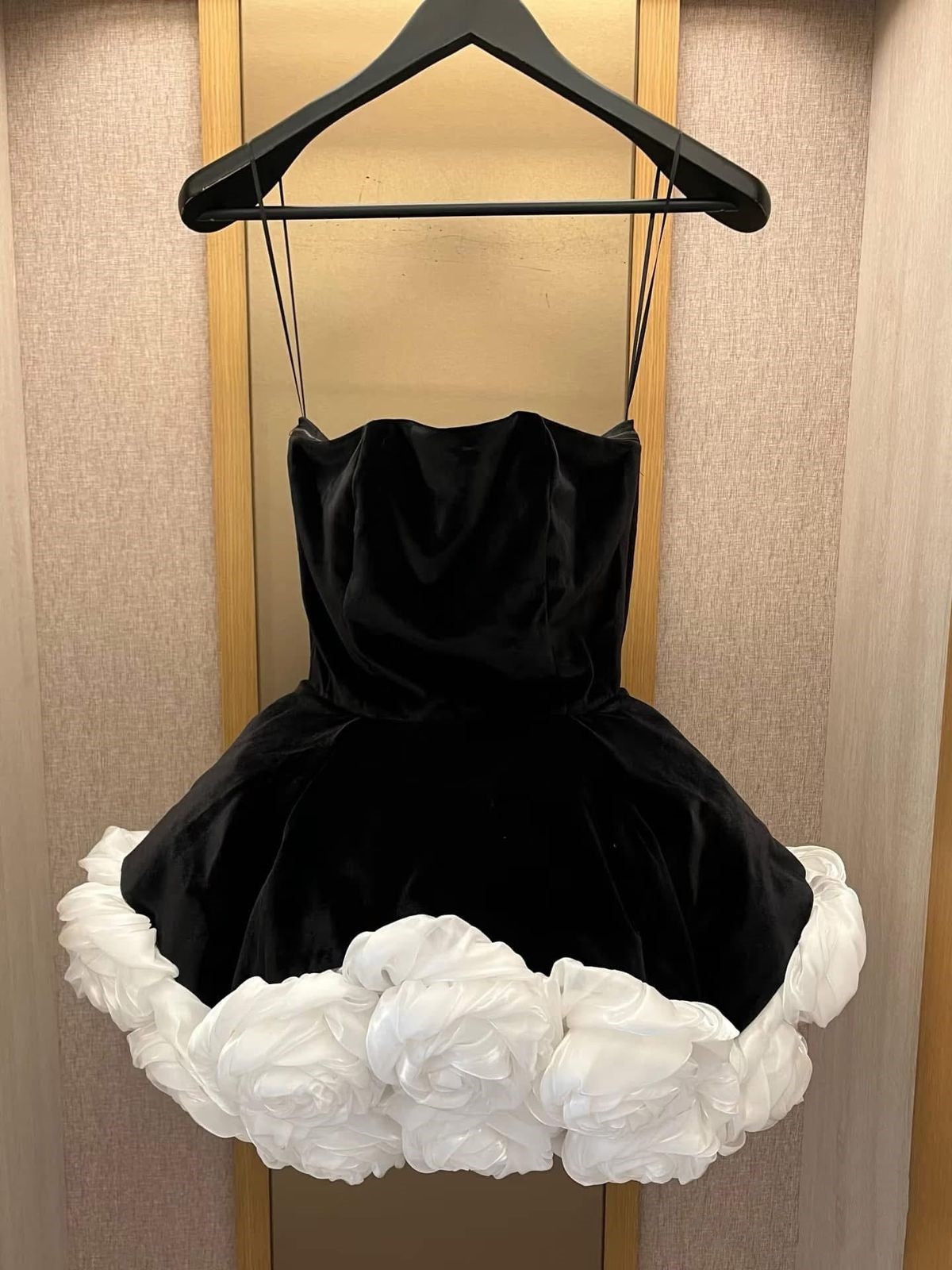 Cute Ball Gown Strapless Little Black Dress Hoco Outftis inspo Short Homecoming Dresses 2026 RB6856