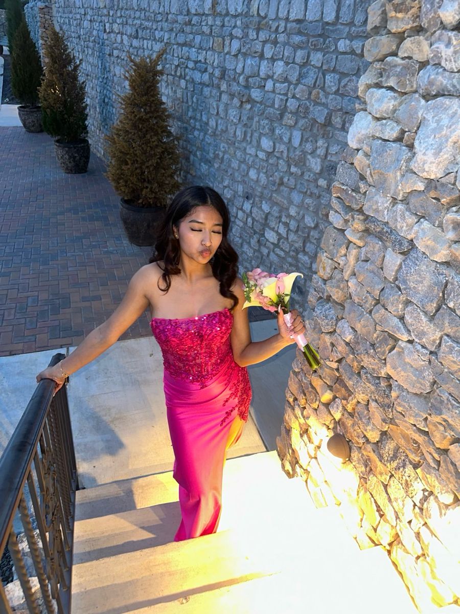 Robe de soirée longue sirène sexy sans bretelles rose vif à sequins avec fente N2397