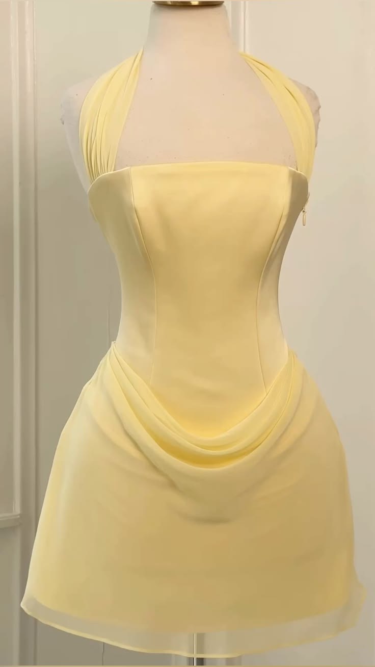 Sexy robe de bal trapèze dos nu en mousseline et satin jaune, mini, pour le bal de promo du collège en 8ème année RB3418