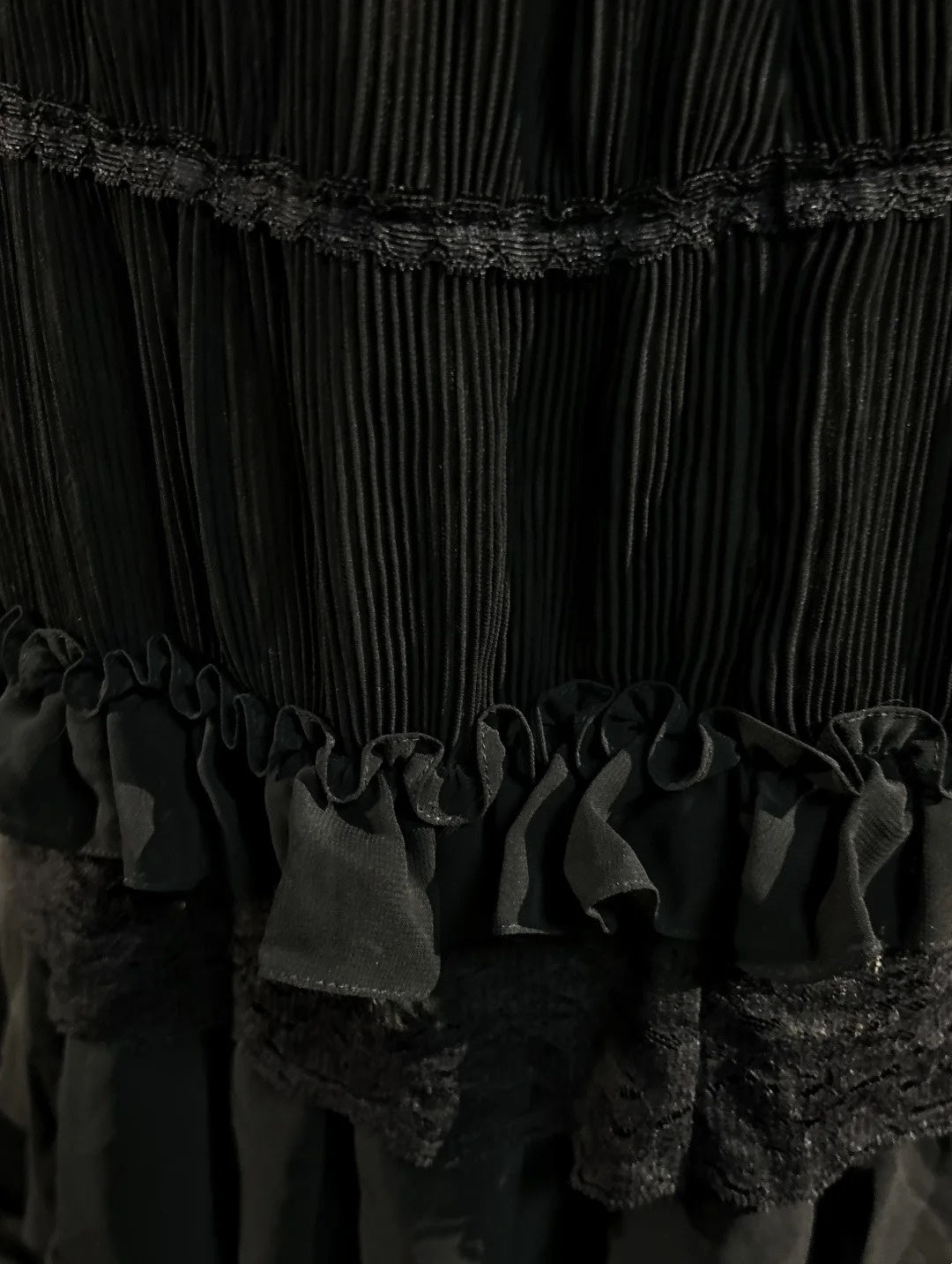 Robes de bal de fin d'année courtes en mousseline de soie noire, coupe trapèze à fines bretelles, style français, N2458