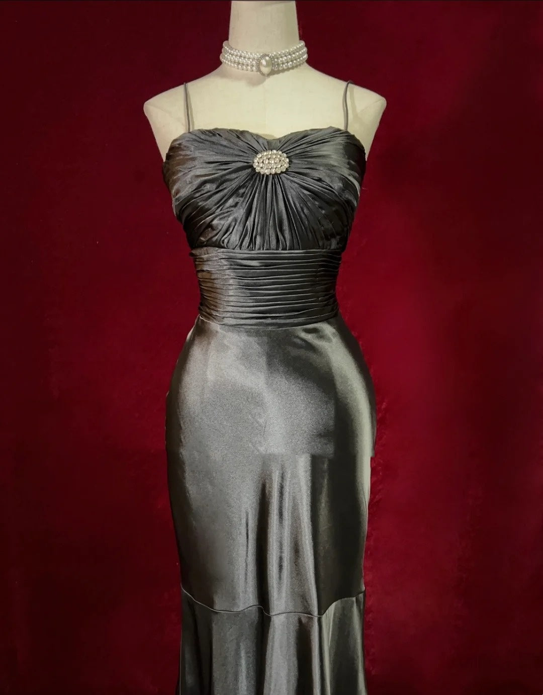 Vintage Prom Dresses Mermaid Spaghetti Strap Satin Black With Ruffles Long Formal Dress N2497
