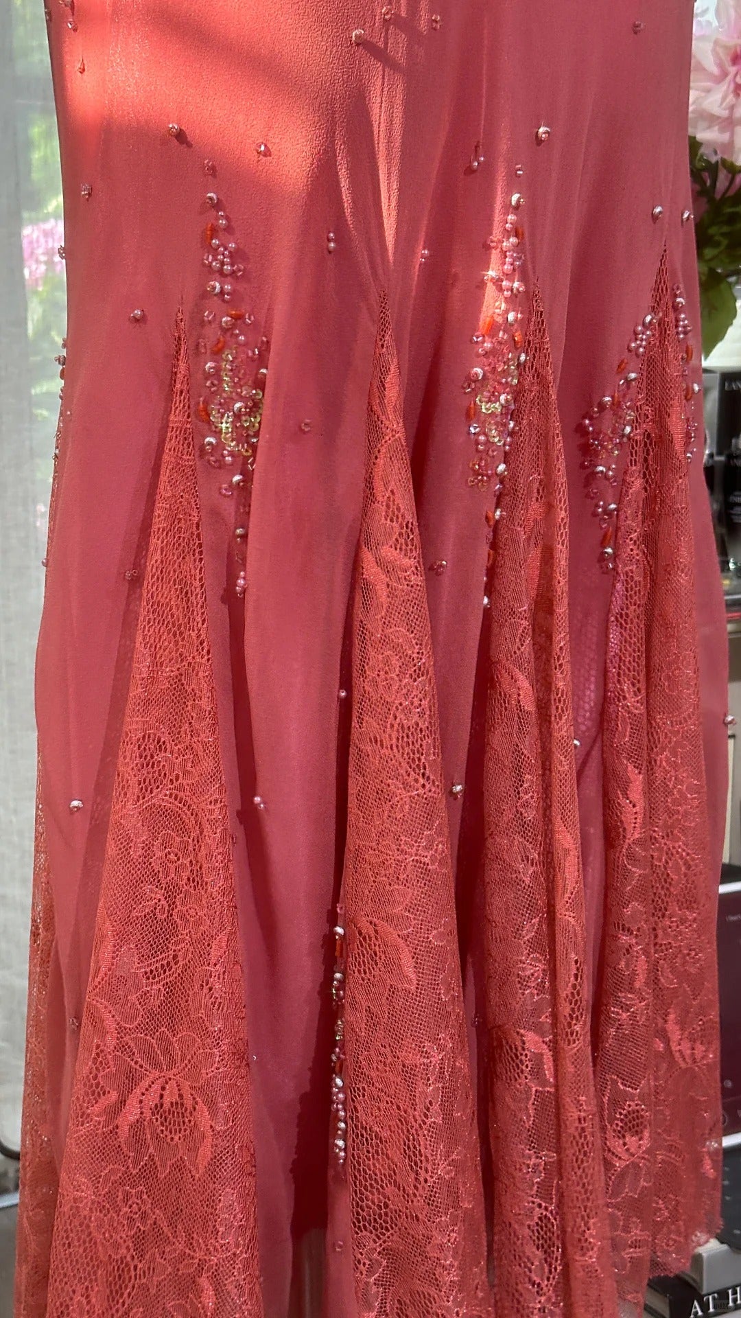 Bescheidene Abschlussballkleider Meerjungfrau Spaghettiträger Koralle Chiffon mit Perlenstickerei Lange Spitzen-Abendkleider N3537