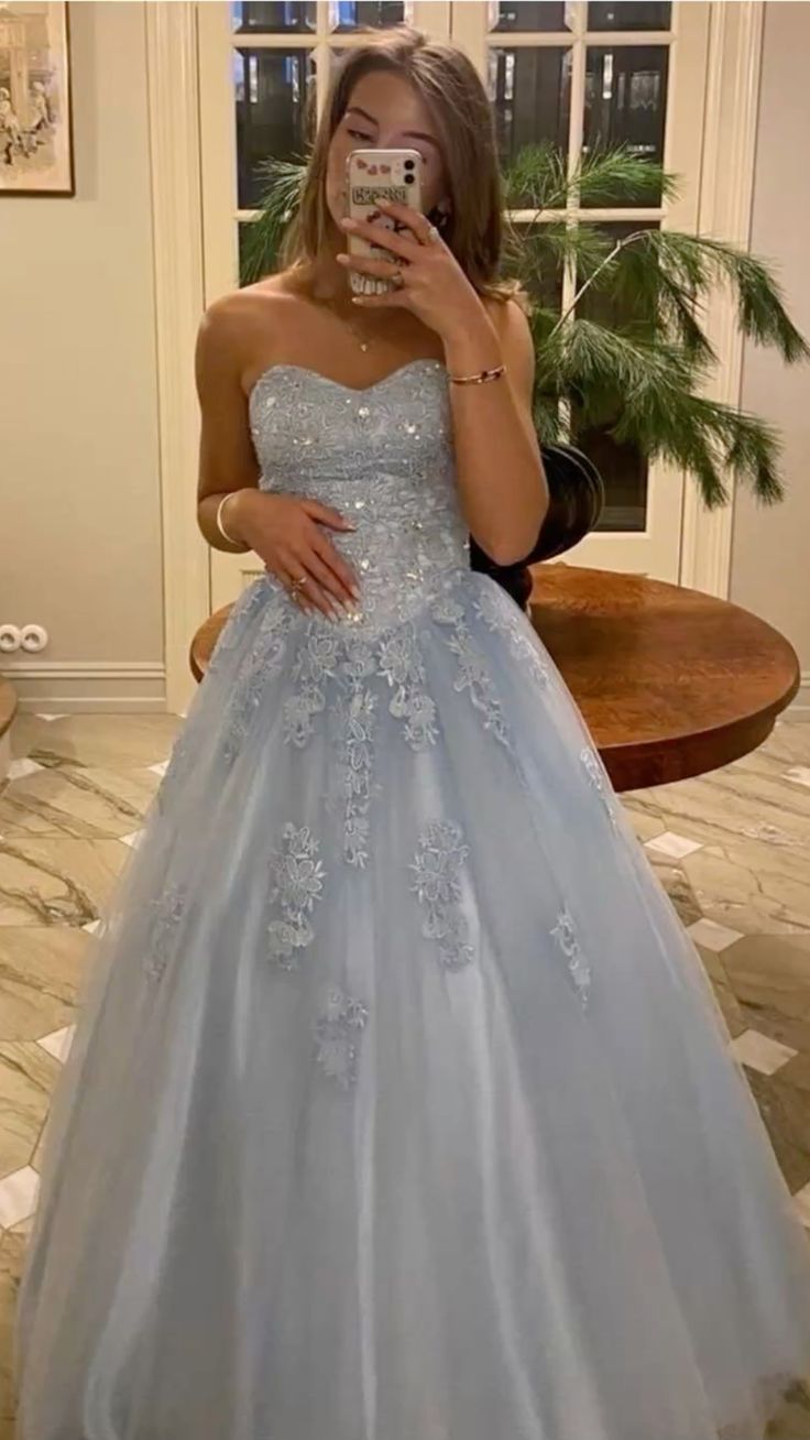 Robe de bal chic bustier cœur en tulle bleu ciel clair, robe de soirée longue pour anniversaire, robe de bal N446