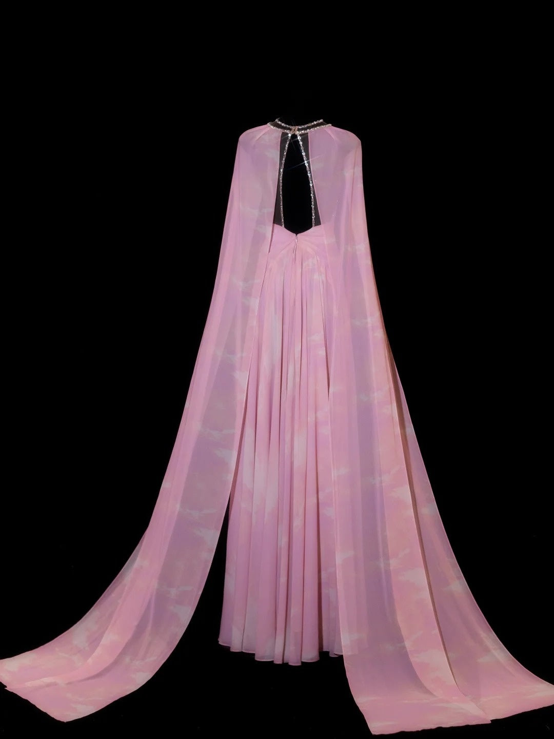 Élégante Robe de Bal Longue Formelle en Chiffon Rose Col Montant Coupe Trapèze Dos Nu pour 18ème Anniversaire N4179