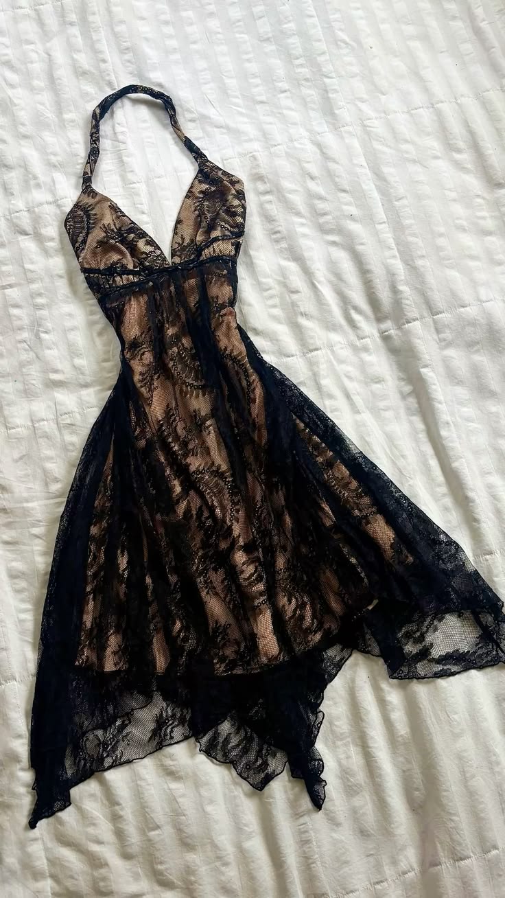 Black Lace Short Homecoming Dress Halter Sleeveless Mini Hoco Dress RB9280