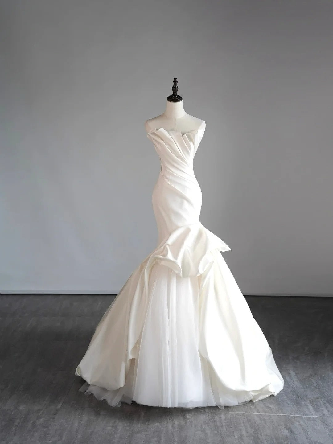 Princesses Elegant Mermaid Strapless White Satin Wedding Gown Long Fairytale Summer Wedding Dresses N663