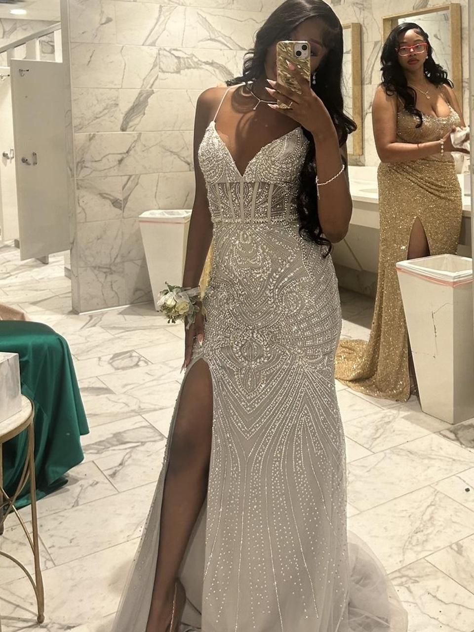 Robe de bal sirène fendue sur le côté, bretelles spaghetti, robe sexy spéciale ornée de perles, robe de soirée AB990