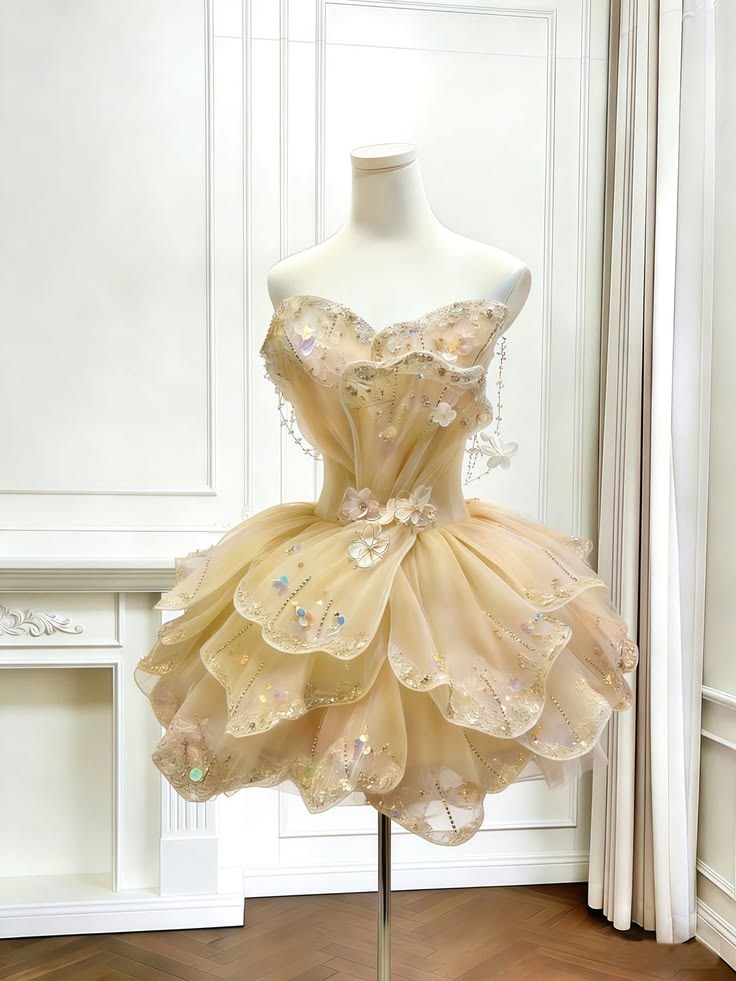 Sparkly Ball Gown Sweetheart Yellow Organza Homecoming Dress With Beading Tiered Layers Party Dresses RB6817