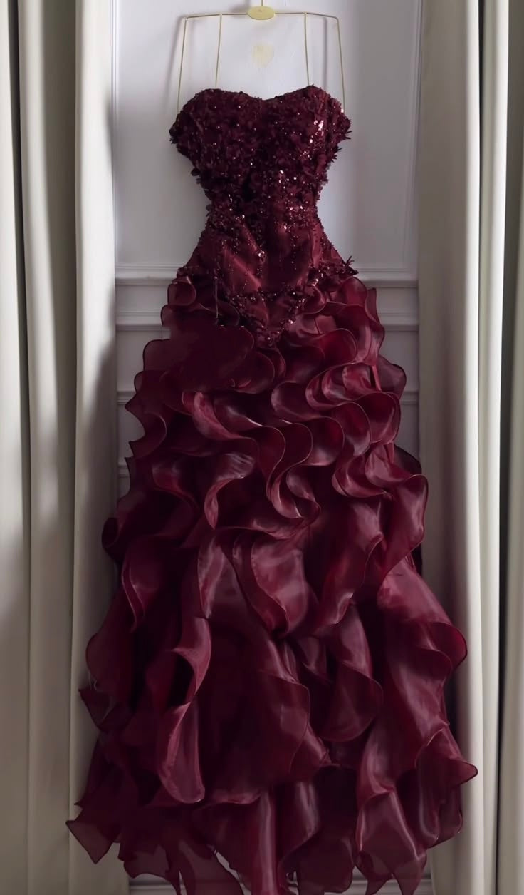 Ideen für Abschlussballkleider Einzigartiges Meerjungfrauen-Herzausschnitt Burgunderrot Organza Langes formelles Partykleid Kleid für die 8. Klasse RC0869