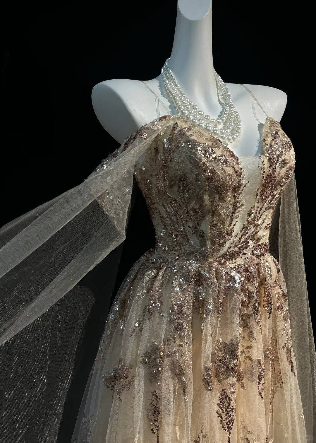 Vintage Prom Dresses A line Spaghetti Strap Gold Lace With Cape 80s Evening Formal Dress RB3267