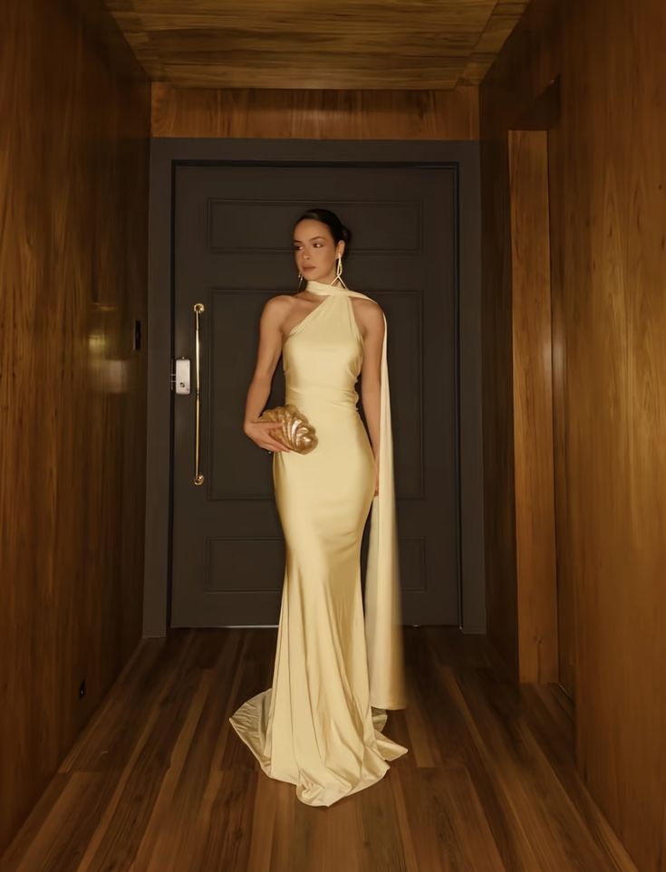 Elegantes, schulterfreies, figurbetontes, langes, gelbes Meerjungfrauen-Abendkleid mit One-Shoulder-Schnitt – perfekt für festliche Anlässe wie Abschlussball oder Dinnerpartys (AB2049)