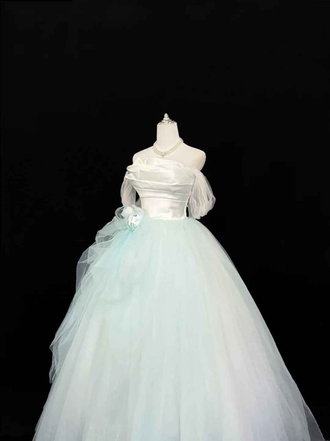 White Sweet 16 Dresses Long Ball Gown Off Shoulder Tulle Formal Sweet Sixteen Birthday Gown RC0236