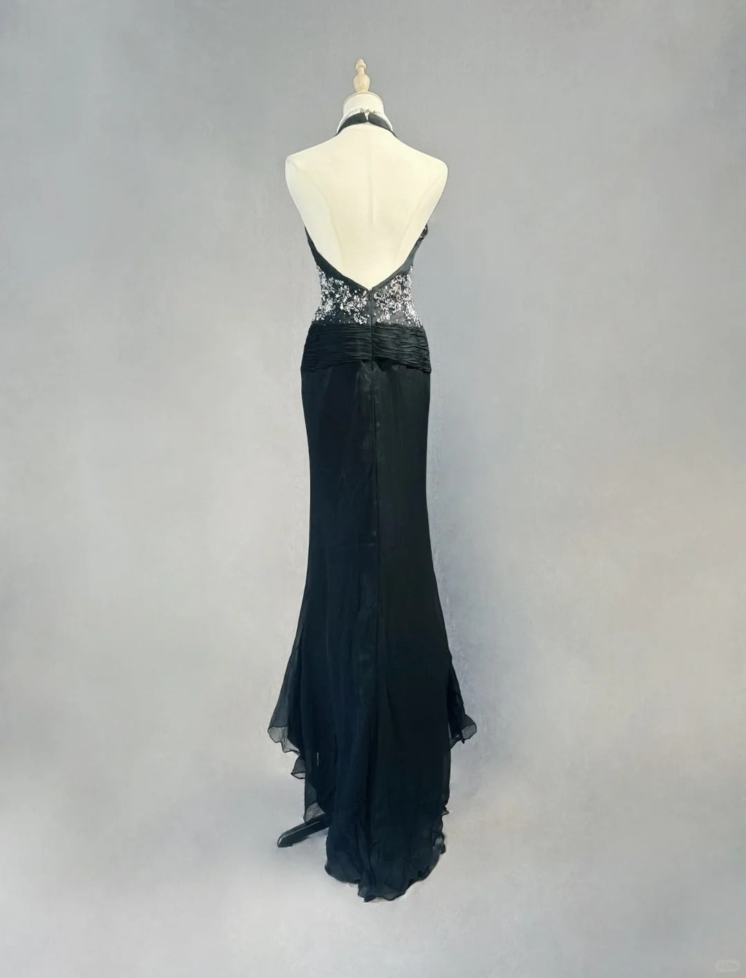 Robes de bal modestes sirène licou en mousseline avec perles pour soirée formelle N3858