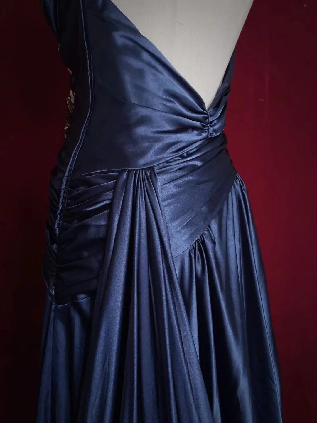 Vintage Prom Dresses A-Linie Spaghetti-Träger Navy Blue Satin 1990er Formelles Abendkleid N2661