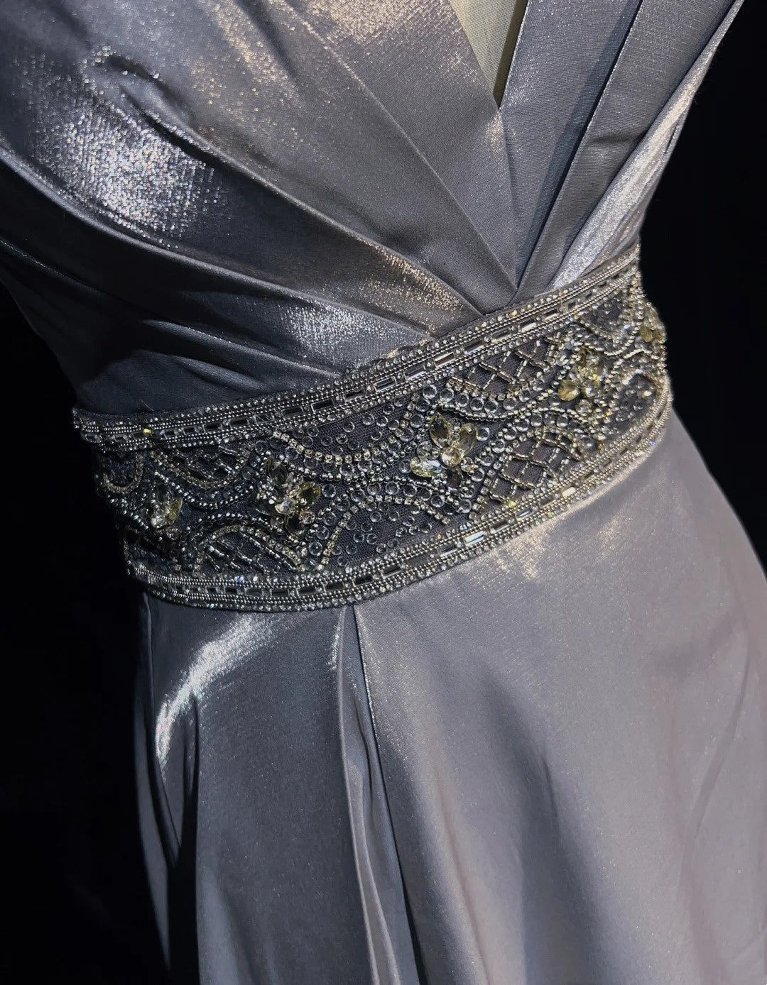 Robes de bal modestes trapèze à fines bretelles en satin gris, longues tenues de soirée formelles N3617