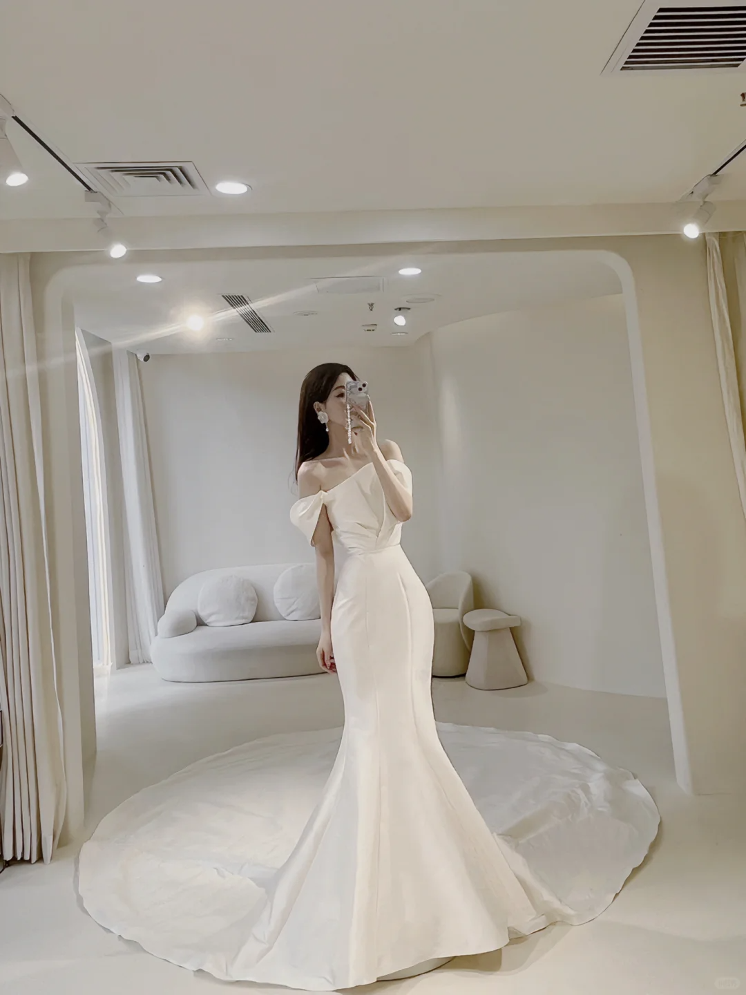 Damen-Brautkleid im Meerjungfrauenstil, trägerlos, plissiert, bodenlang, AB899