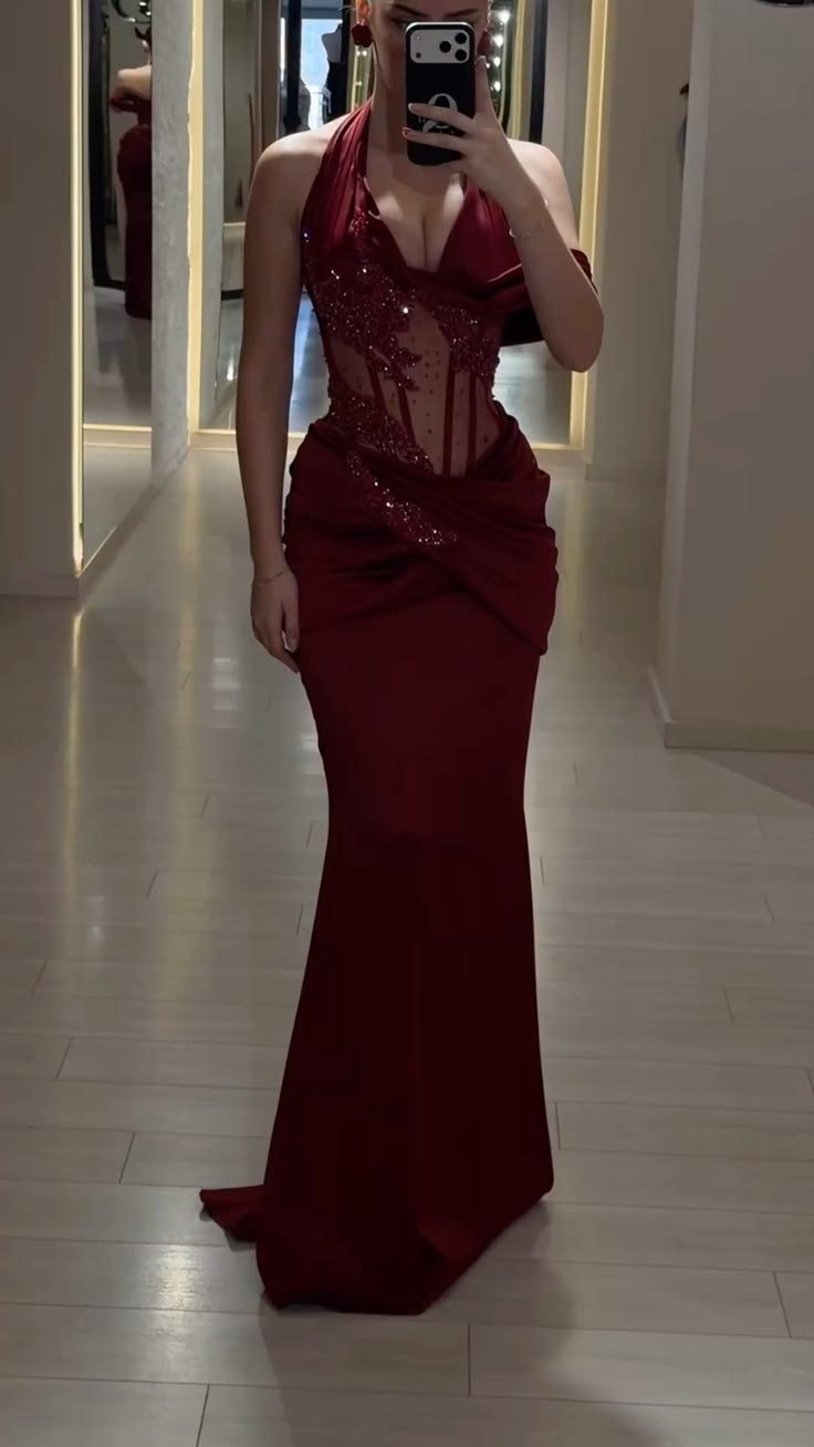 Elegant Formal Prom Dress Long Burgundy Mermaid Halter Evening Gown for Special Occasions RC0204